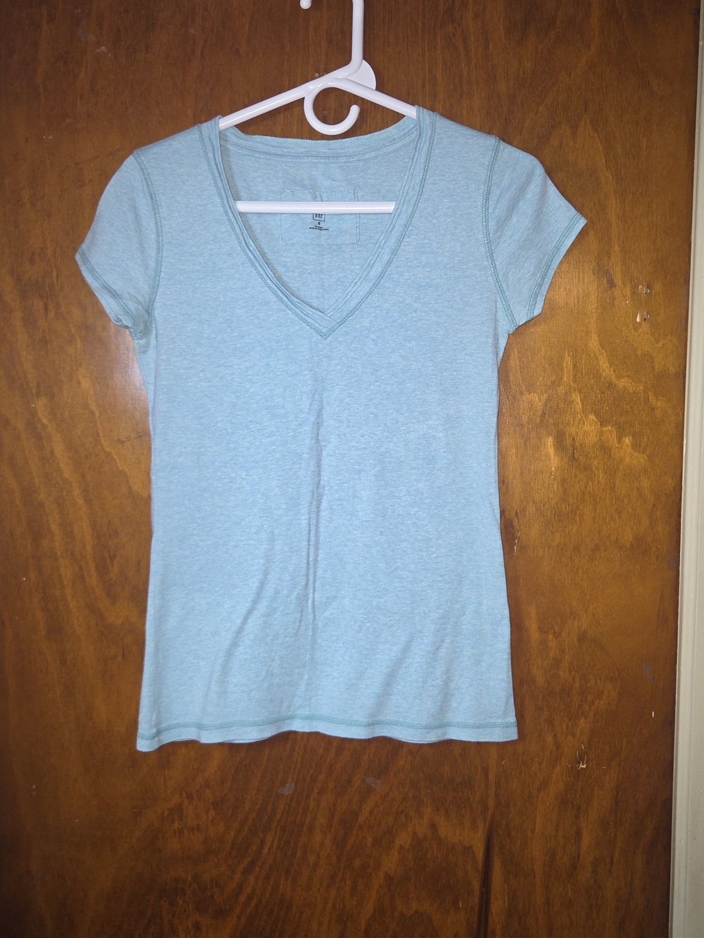 Gap Pale Blue Heathered V-Neck T-Shirt with Contrast Stitching Size S